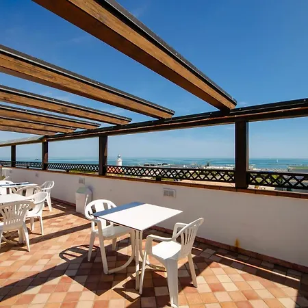 Hotel New Bristol Sport 3*